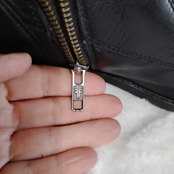 Frye Melissa Short Lace/Zip Up Black Leather Boot Sz 9 Womens  OBO - Picture 10 of 12